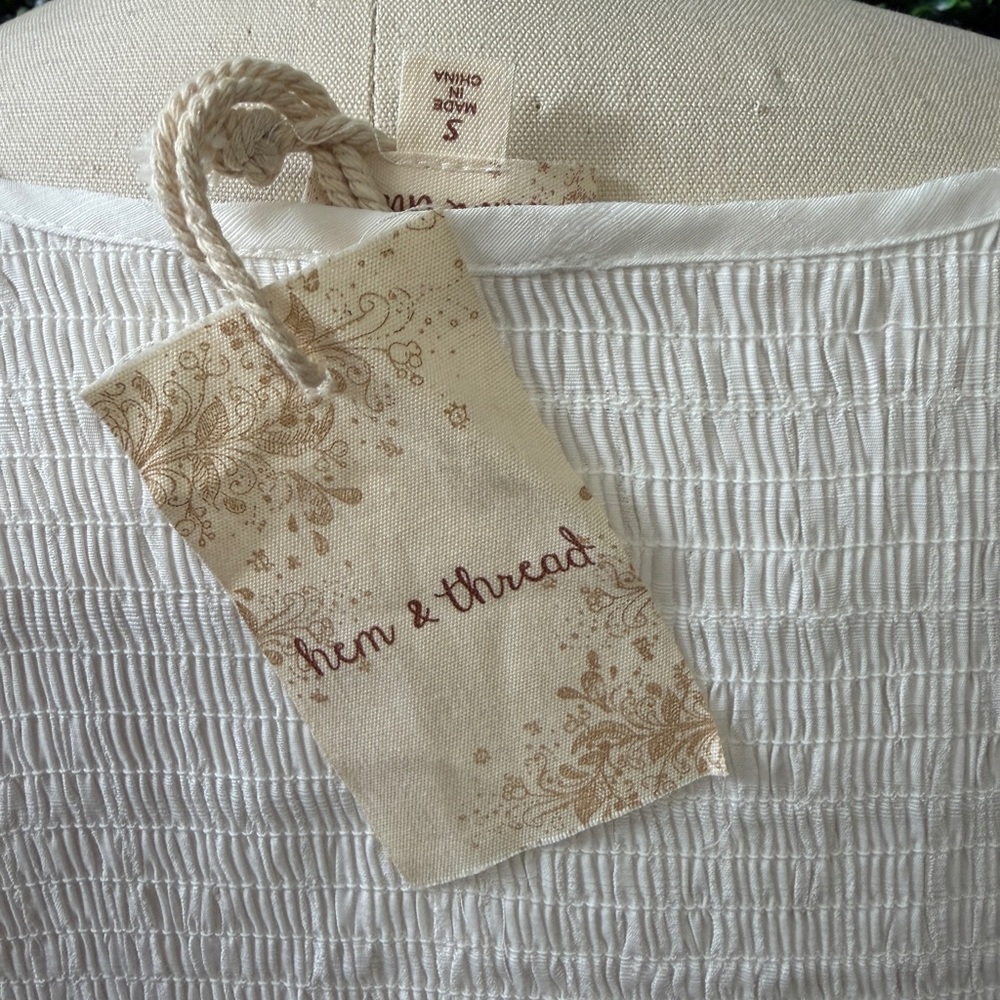 Hem & Thread White Smocked V-Neck Tunic - Picture 3 of 4
